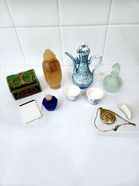 Doll Accessories 18 1/2 inch American Girl Kat the Explorer Teapot Perfume